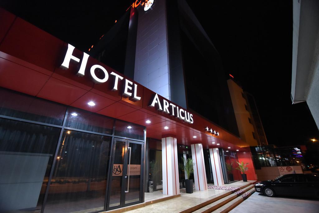 Hotel Articus Craiova Luaran gambar