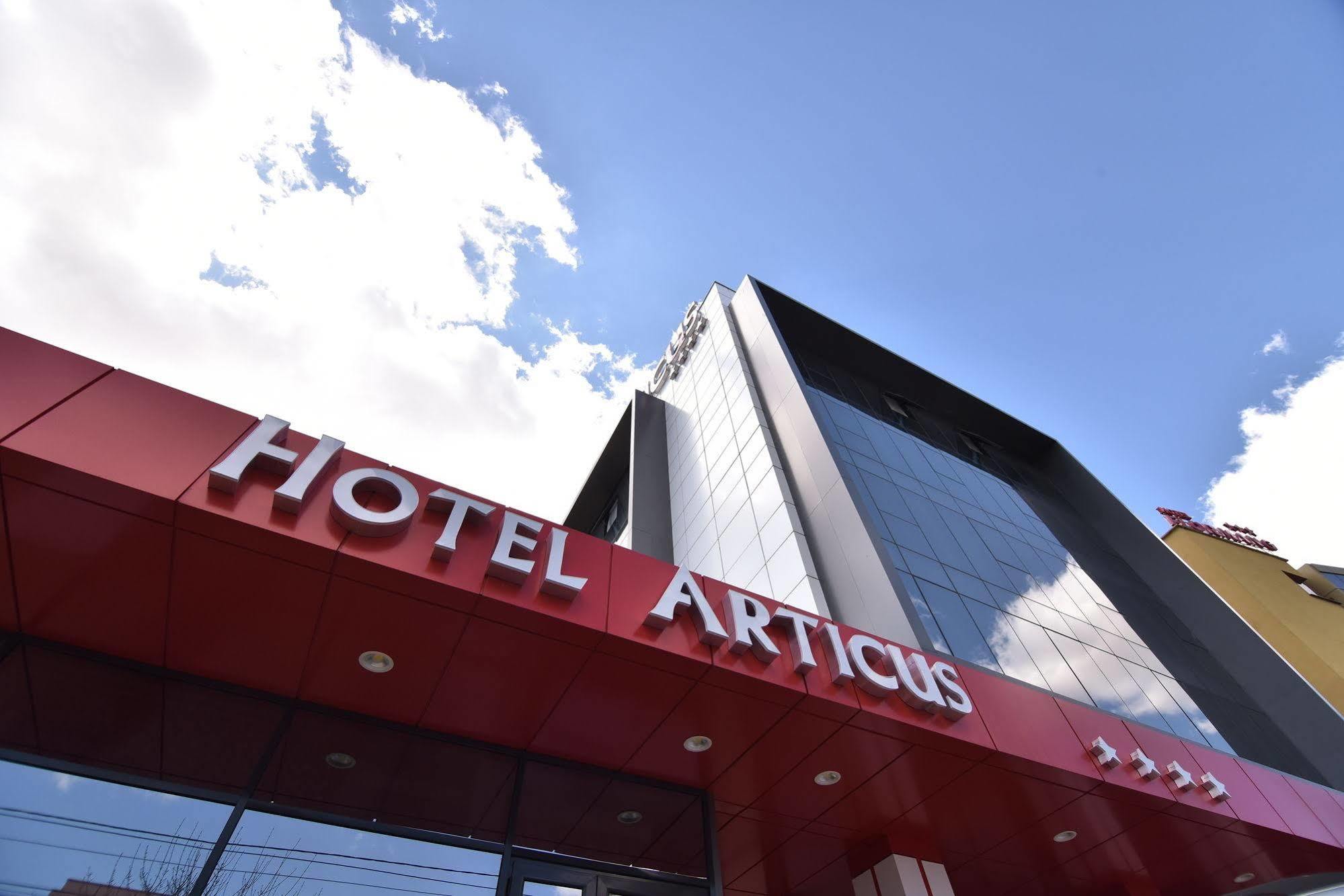 Hotel Articus Craiova Luaran gambar