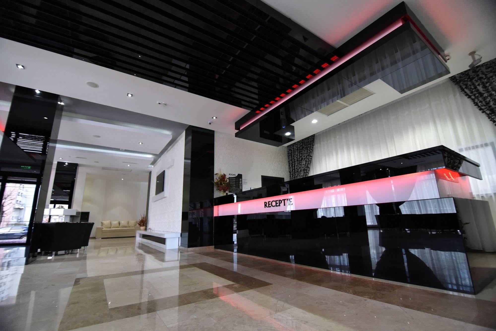 Hotel Articus Craiova Luaran gambar